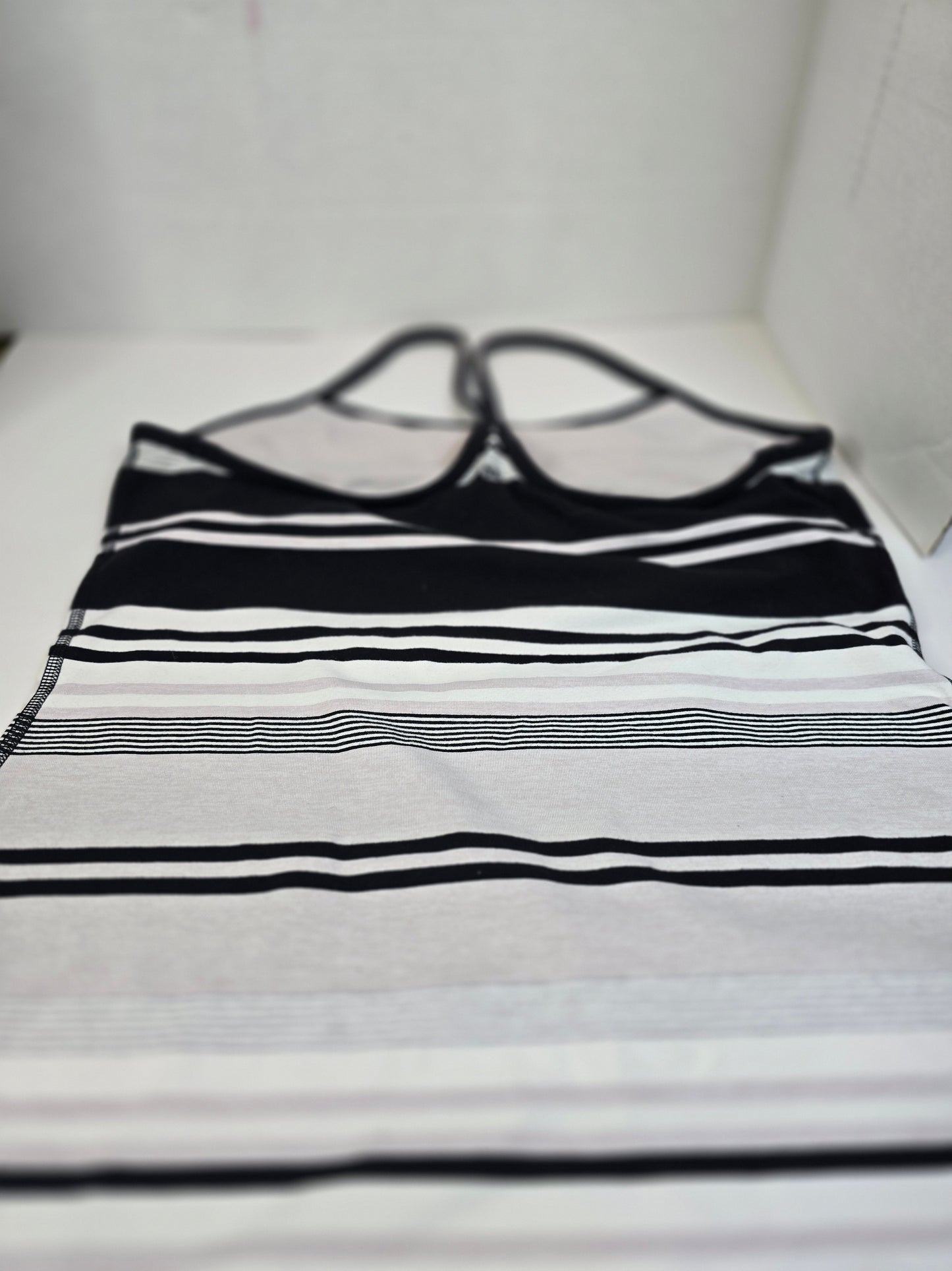 Lululemon Power Y Tank Racerback Luon Lycra Shelf Bra Spaghetti Straps Striped