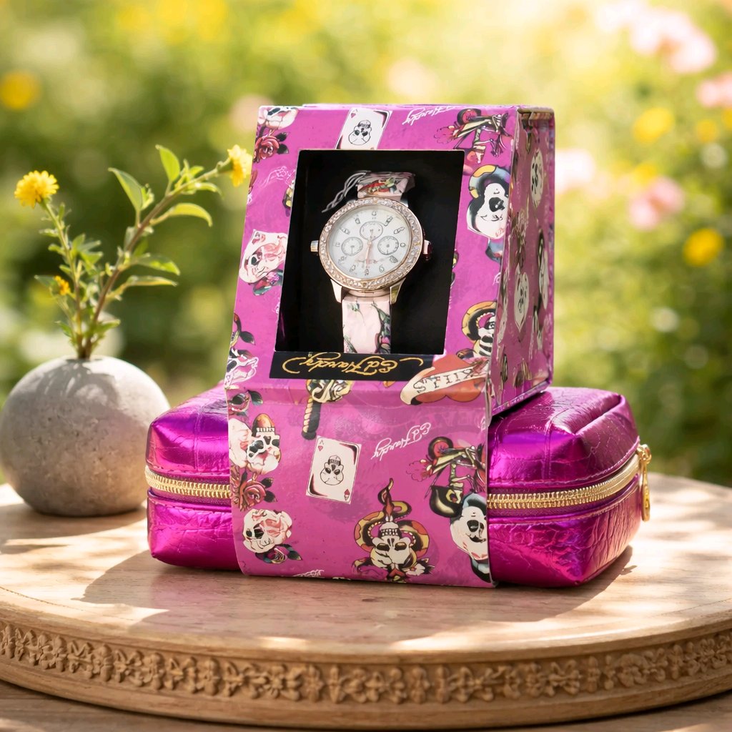 Ed Hardy Womans Watch Heart Snakes Skulls Gems Love Y2k Crystal Rhinestones