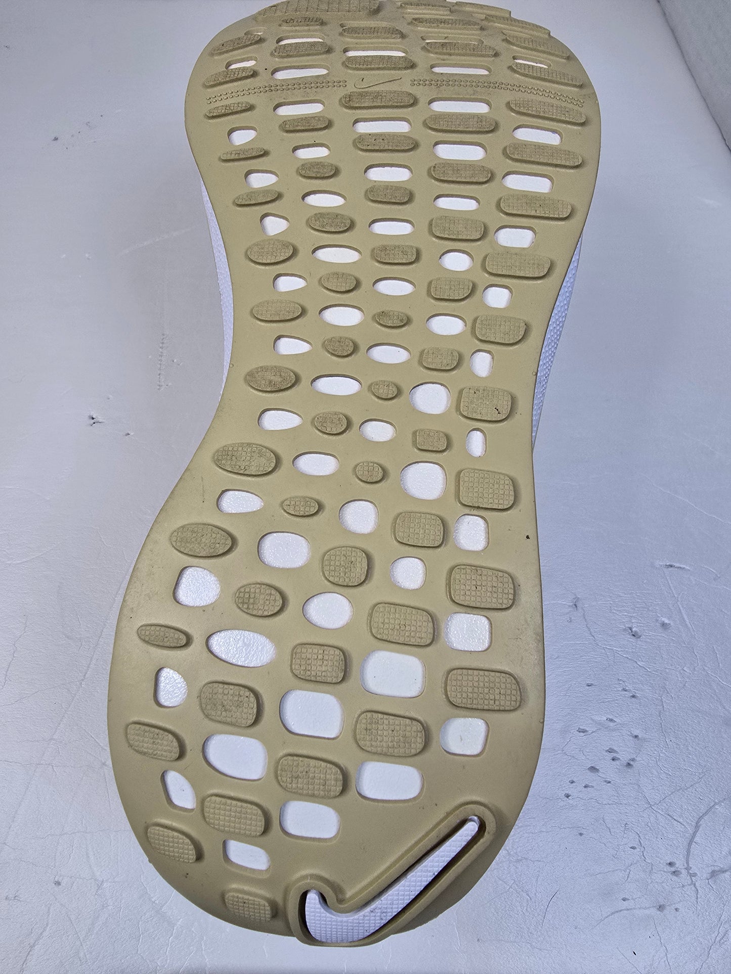Nike ReactX Infinity Run 4 Tb Flyknit Tan Gold Colorway  ReactX Foam Eco Friend