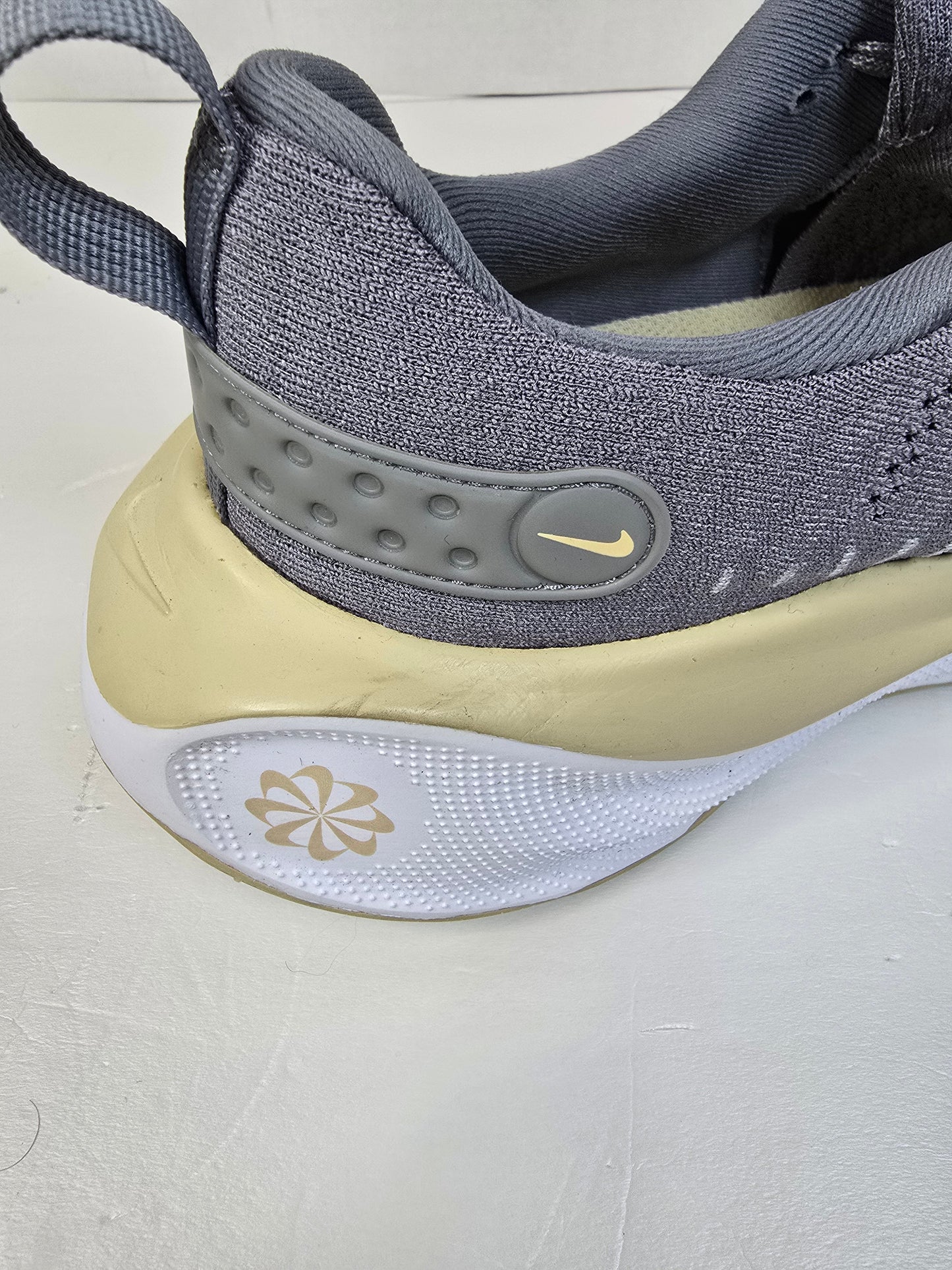 Nike ReactX Infinity Run 4 Tb Flyknit Tan Gold Colorway  ReactX Foam Eco Friend